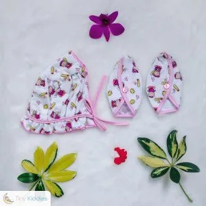 Newborn Baby Flannel Socks & Cap - White Pink - Tiny Kiddies - Sri Lanka