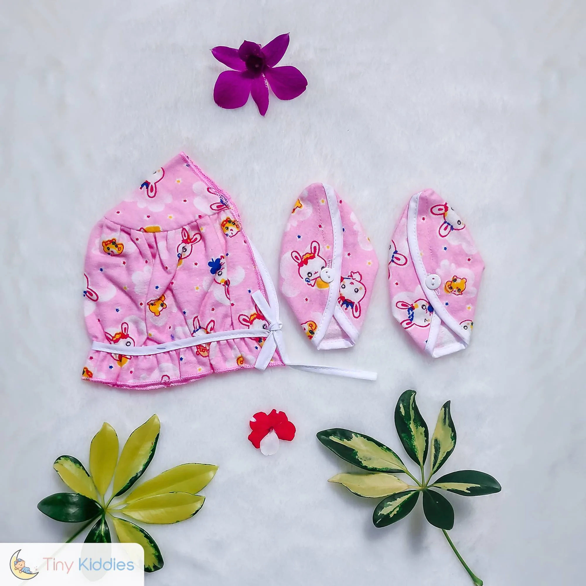 Newborn Baby Flannel Socks & Cap - Pink - Tiny Kiddies - Sri Lanka